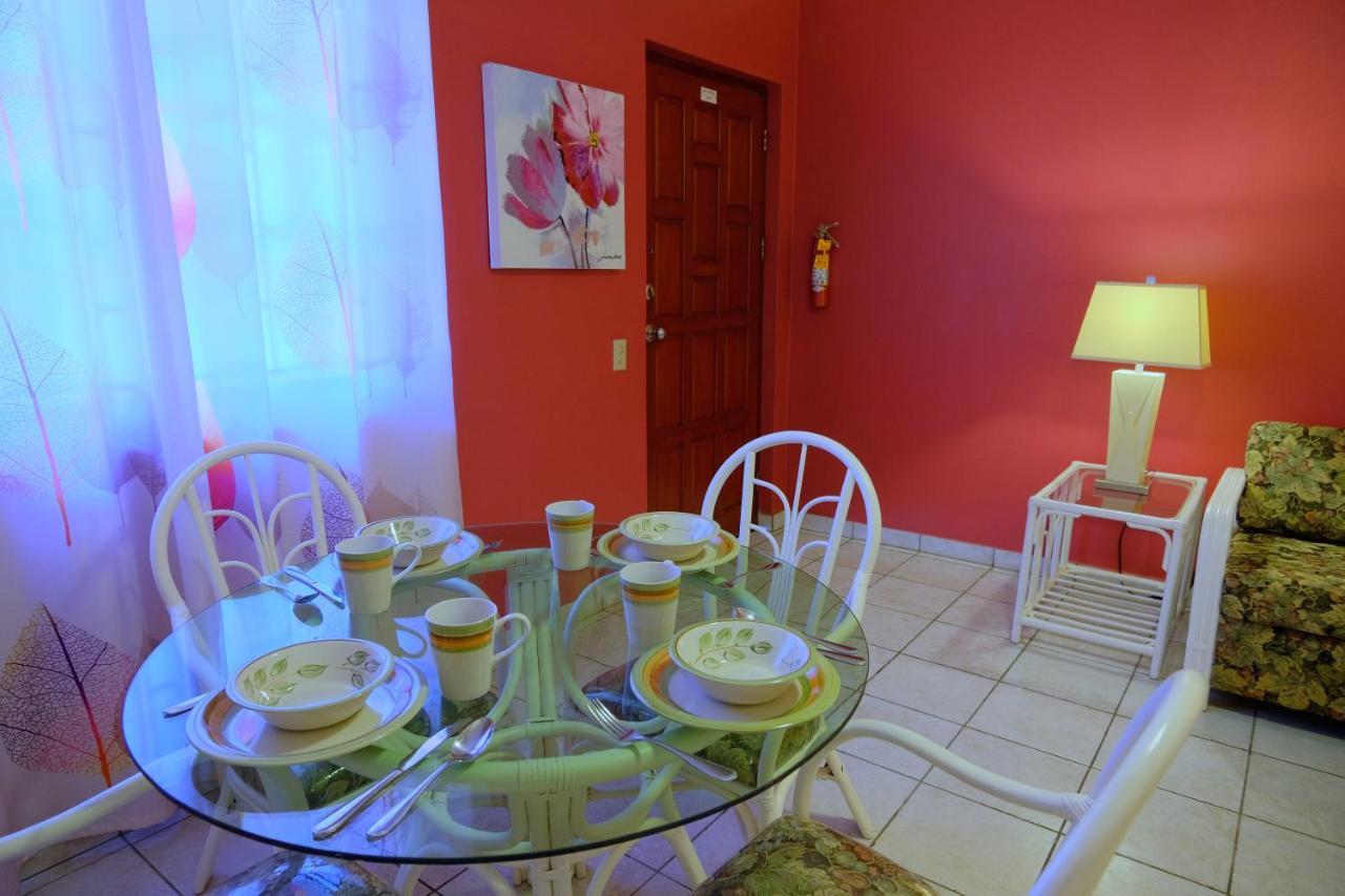 Aruba Quality Apartments & Suites Palm Beach Екстер'єр фото