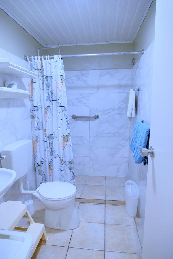 Aruba Quality Apartments & Suites Palm Beach Екстер'єр фото