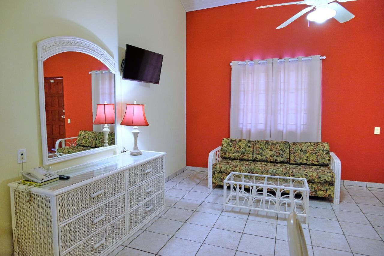 Aruba Quality Apartments & Suites Palm Beach Екстер'єр фото