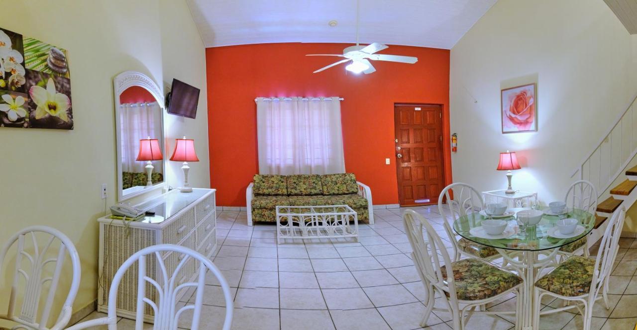 Aruba Quality Apartments & Suites Palm Beach Екстер'єр фото