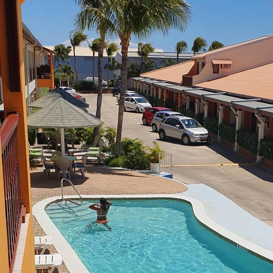 Aruba Quality Apartments & Suites Palm Beach Екстер'єр фото